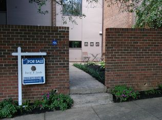 11795 Indian Ridge Rd, Reston, VA 20191