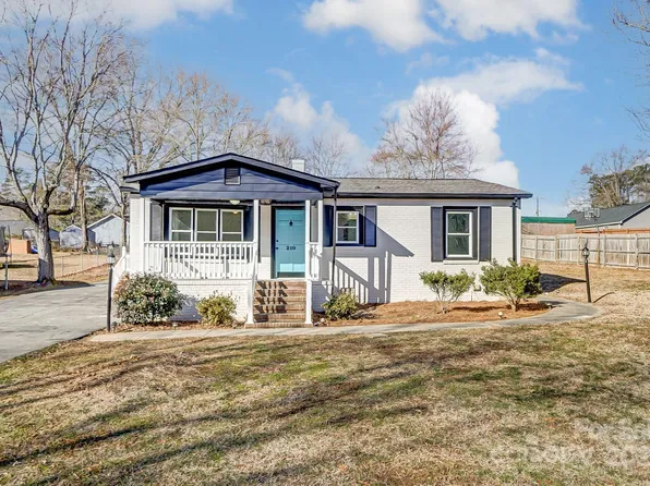 210 Dixie Dr, Kannapolis, NC 28083