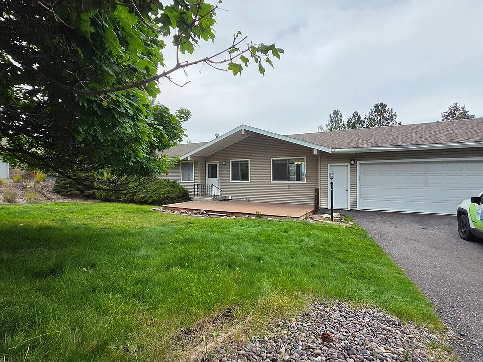 411 Westview Dr