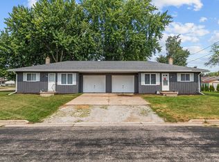1500 Greendale St, Menasha, WI 54952