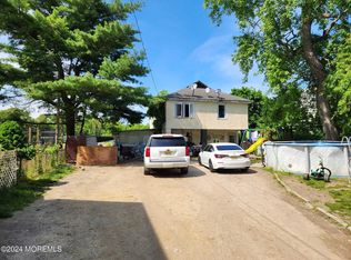 813 Ridge Ave, Lakewood, NJ 08701