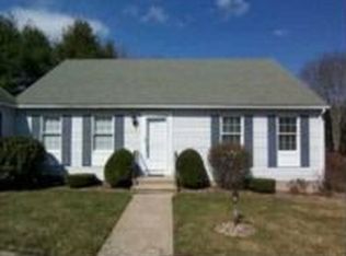 1 Oxford Dr, Suffield, CT 06078