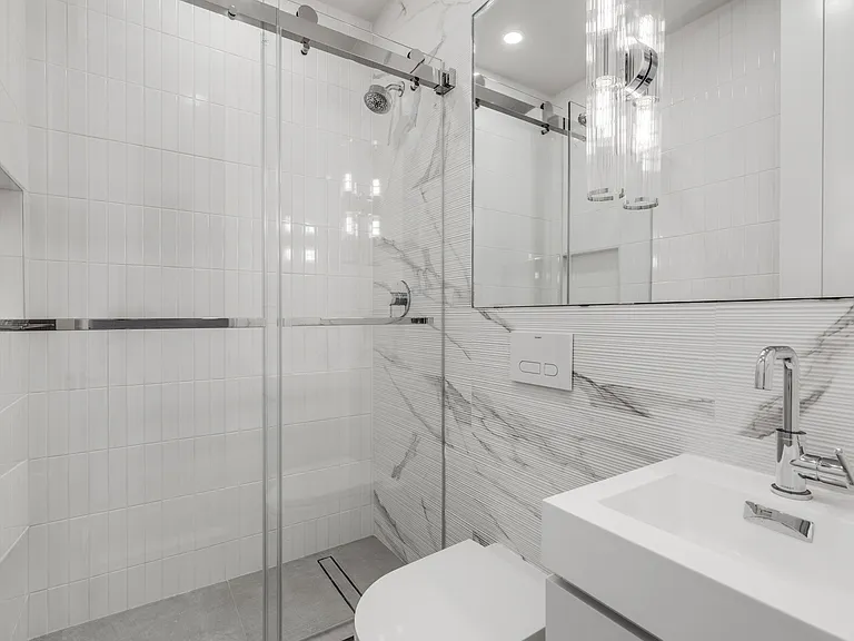 14 Bedford St #11 — Photo 5