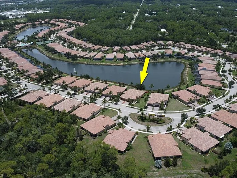 9142 Isla Bella Cir — Photo 33