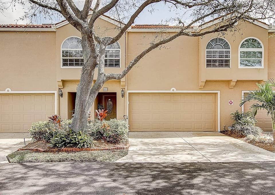 1st image of 641 Segovia Ct NE