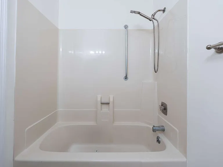 207 Whitnel Dr — Photo 27