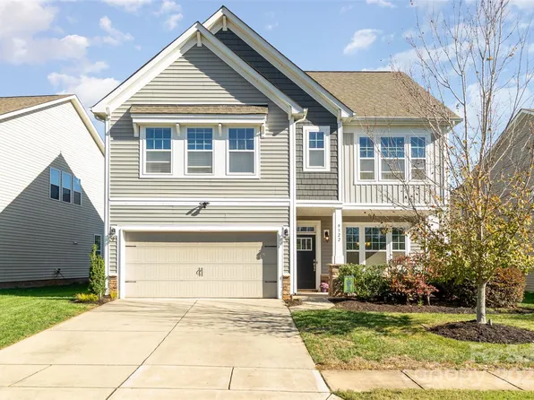 9322 Inverness Bay Rd, Charlotte, NC 28278