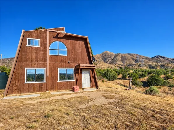 19765 Rox Rd, Apple Valley, CA 92308