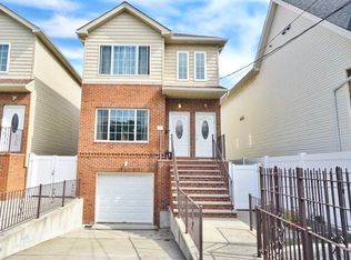 27 Rockwell Ave, Staten Island, NY 10305