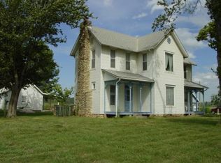 15384 13th St, Perry, KS 66073