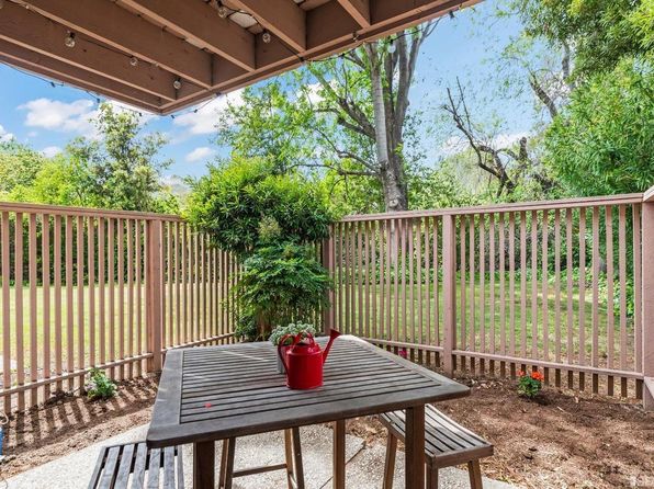 280 Easy St APT 401