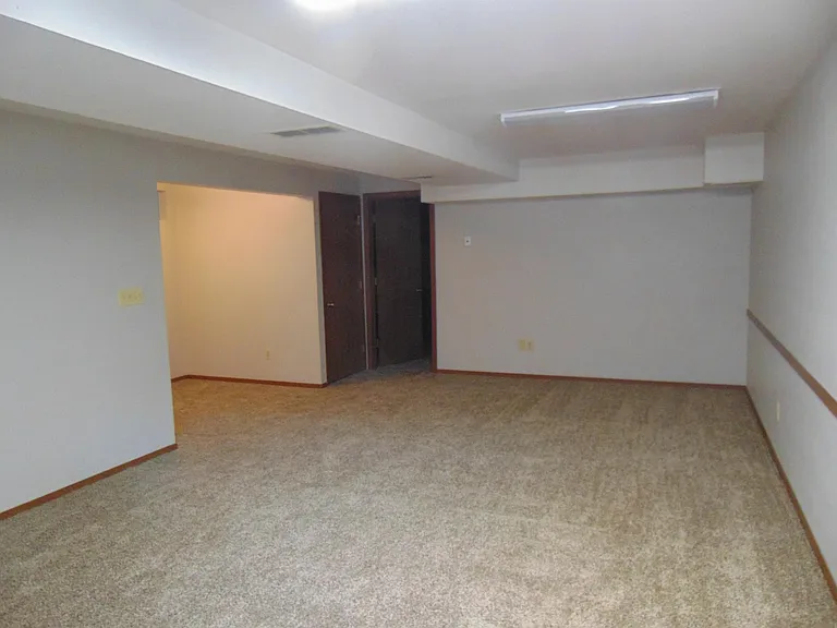 831 Coronado Ave — Photo 15