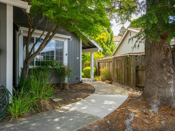 1794 Ellie Court, Benicia, CA 94510