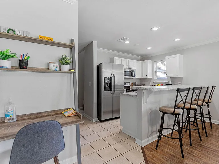 1235 N. Bronough Street — Photo 12