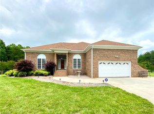 121 Belewsfield Rd, Stokesdale, NC 27357