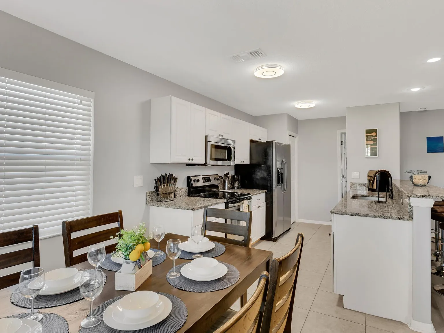 27th Pkwy, Sarasota — Photo 4