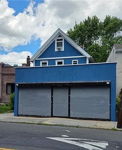 943 Castleton Ave — Photo 5