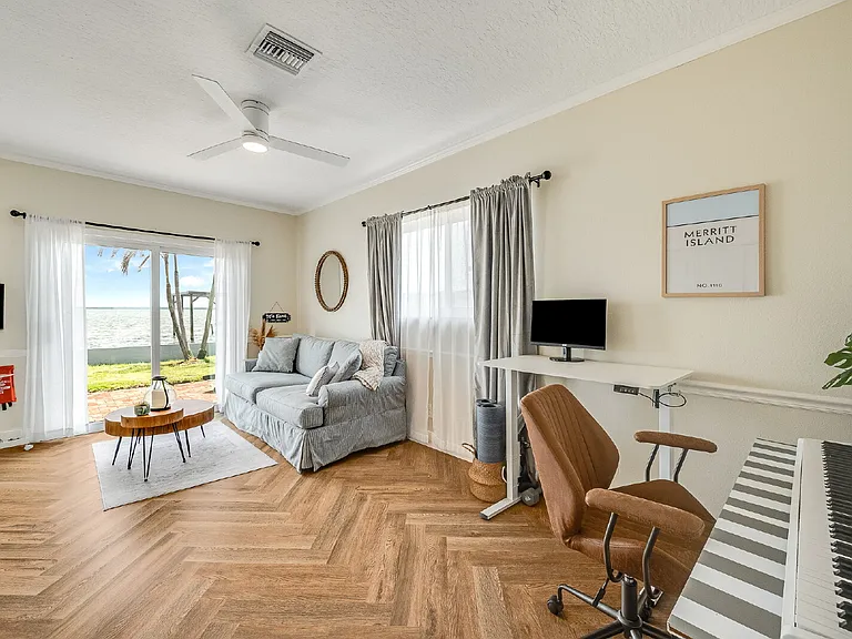 1110 S Banana River Dr — Photo 58