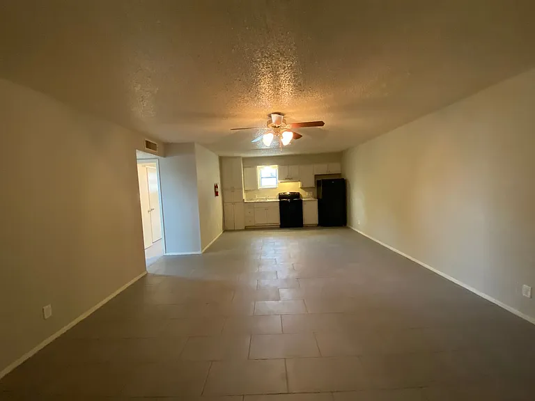San Antonio St. Lofts — Photo 8