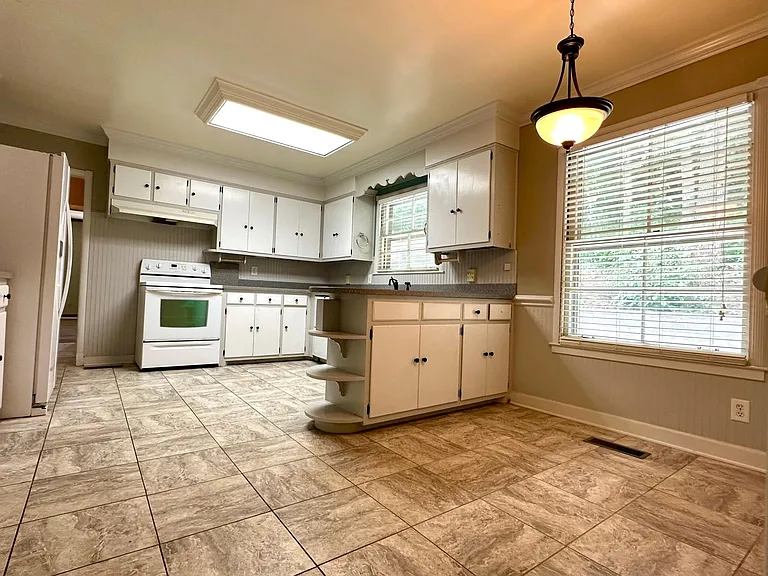 6548 Rolling Fork Dr — Photo 5