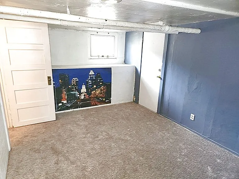 919 E Wilson Ave — Photo 7