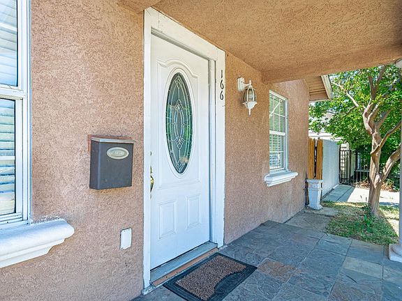 3rd image of 166 Stanford Ave