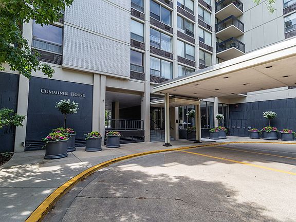 2nd image of 1360 N Sandburg Ter APT 805