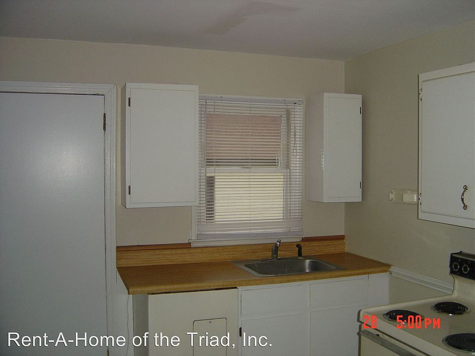 2nd image of 1713 Sherwood St APT A