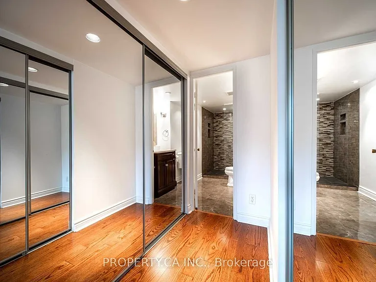 71 Charles St E #402 — Photo 26