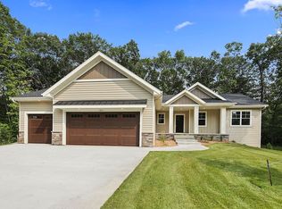 1821 11th St N, Sartell, MN 56377