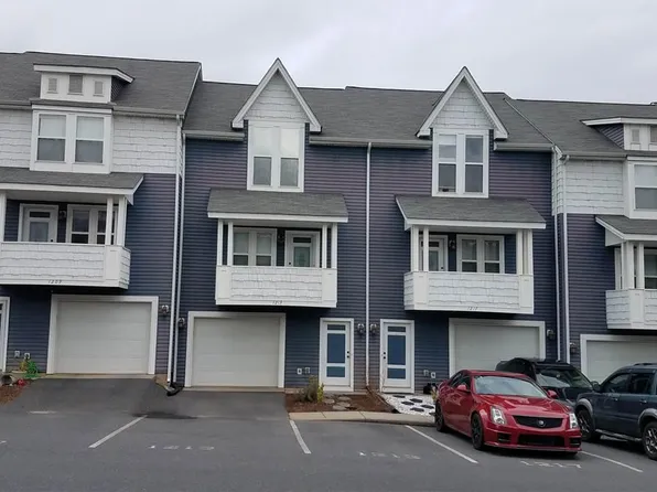 1213 Frost Pl, Harrisonburg, VA 22802