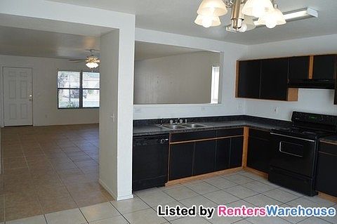 5th image of 11521 W Scotts Dr