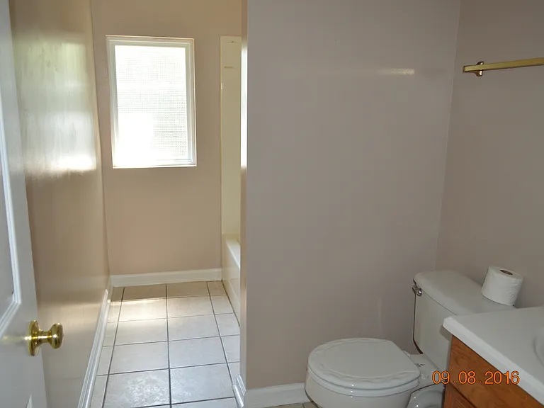 1115 Hickory Ave — Photo 14