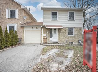 23 Parkland Ct, Aurora, ON L4G 3M5