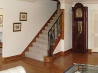 1238 Whittier Rd, Grosse Pointe Park, MI 48230