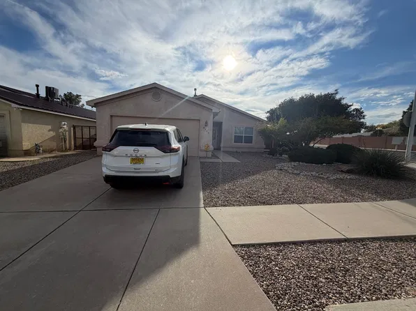 8117 Rancho Paraiso NW, Albuquerque, NM 87120