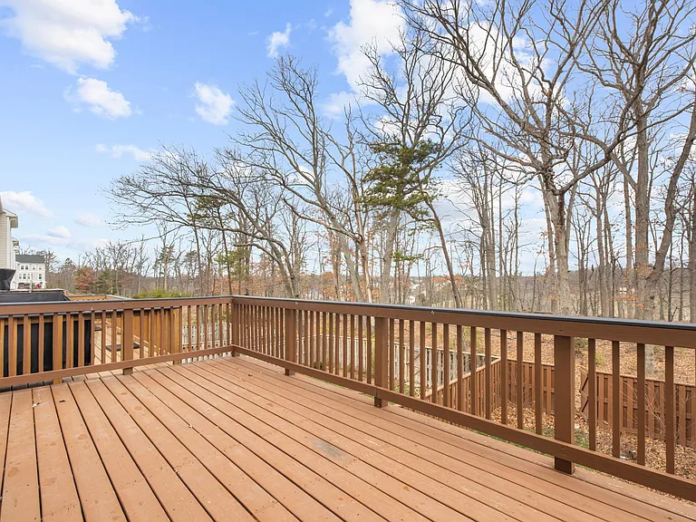 133 Biscane Ct — Photo 9