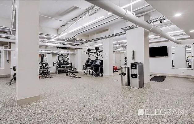 Rented by (Legacy) Elegran | media 17