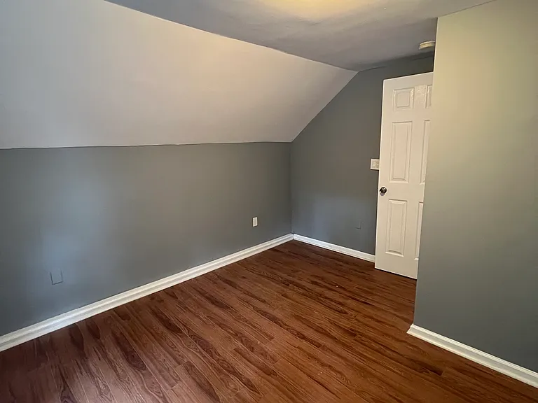 643 Washington Ave — Photo 9