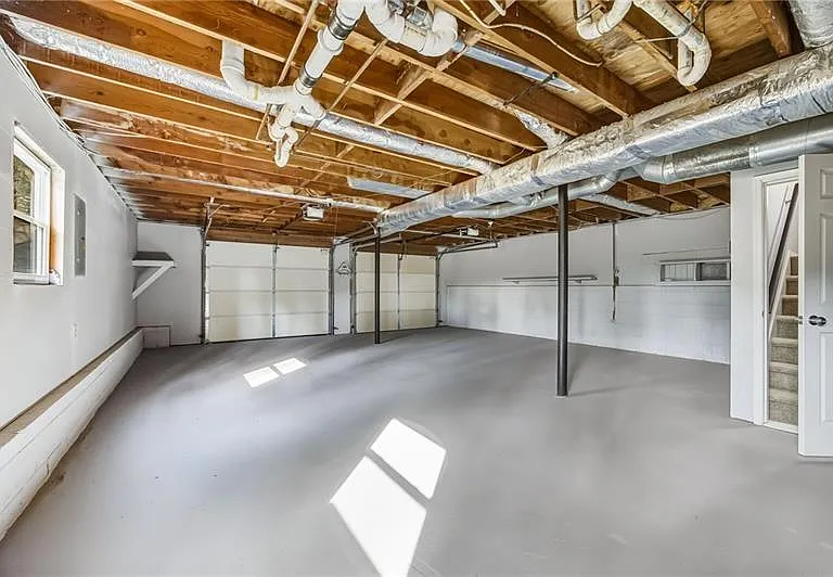 5825 Stonehaven Dr NW — Photo 27