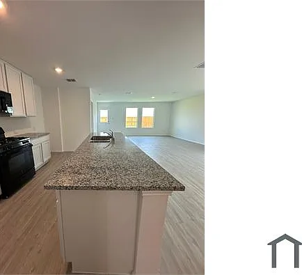 1514 Falcon Way — Photo 5