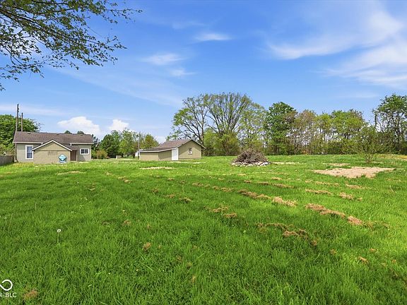 3rd image of 10941 N County Road 1050 E