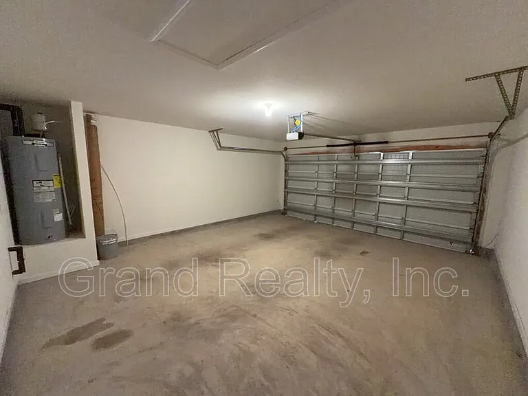 4316 Jitterbug St — Photo 20