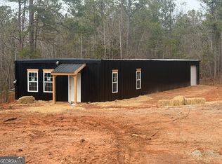 90 E Rivers Rd, Williamson, GA 30224