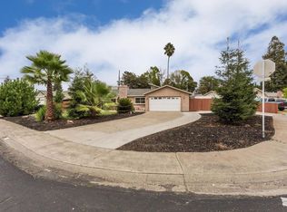 403 Oak Ridge Dr, Roseville, CA