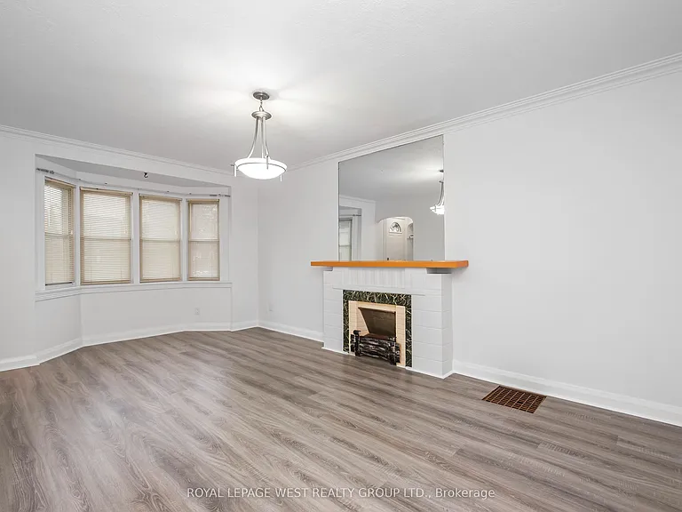 24 Barker Ave — Photo 7