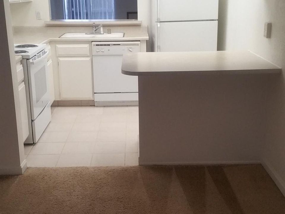 1st image of 3612 Larchmont Square Ln