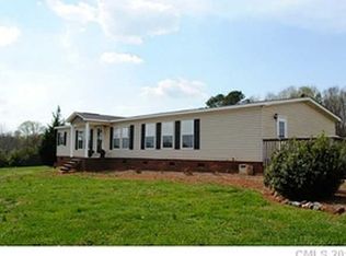 121 Strong Rd, Bessemer City, NC 28016