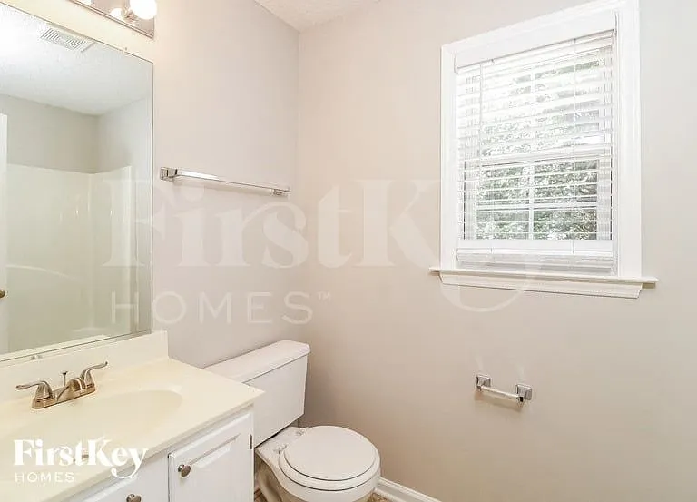 4300 Kirkstone Dr — Photo 13