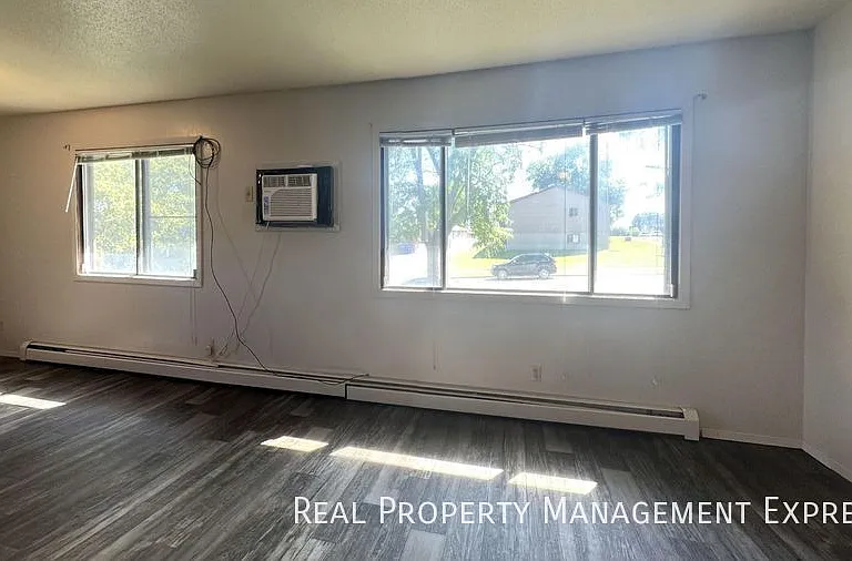 3711 S Cathy Ave #4 — Photo 14